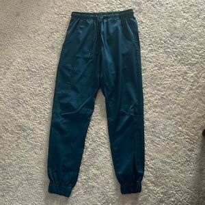 Mini Marilyn Blue Scrubs